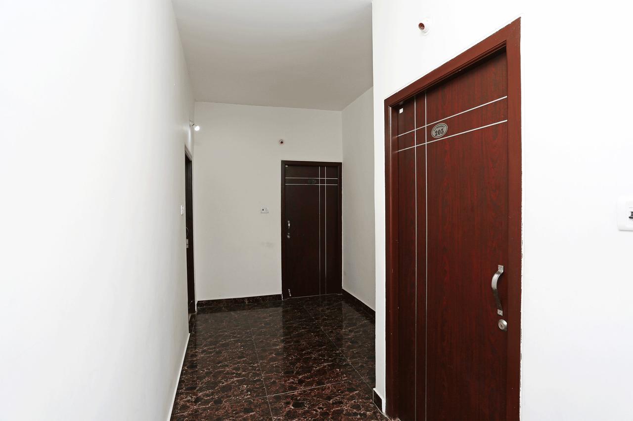 Qube Inn Hyderabad Exterior photo