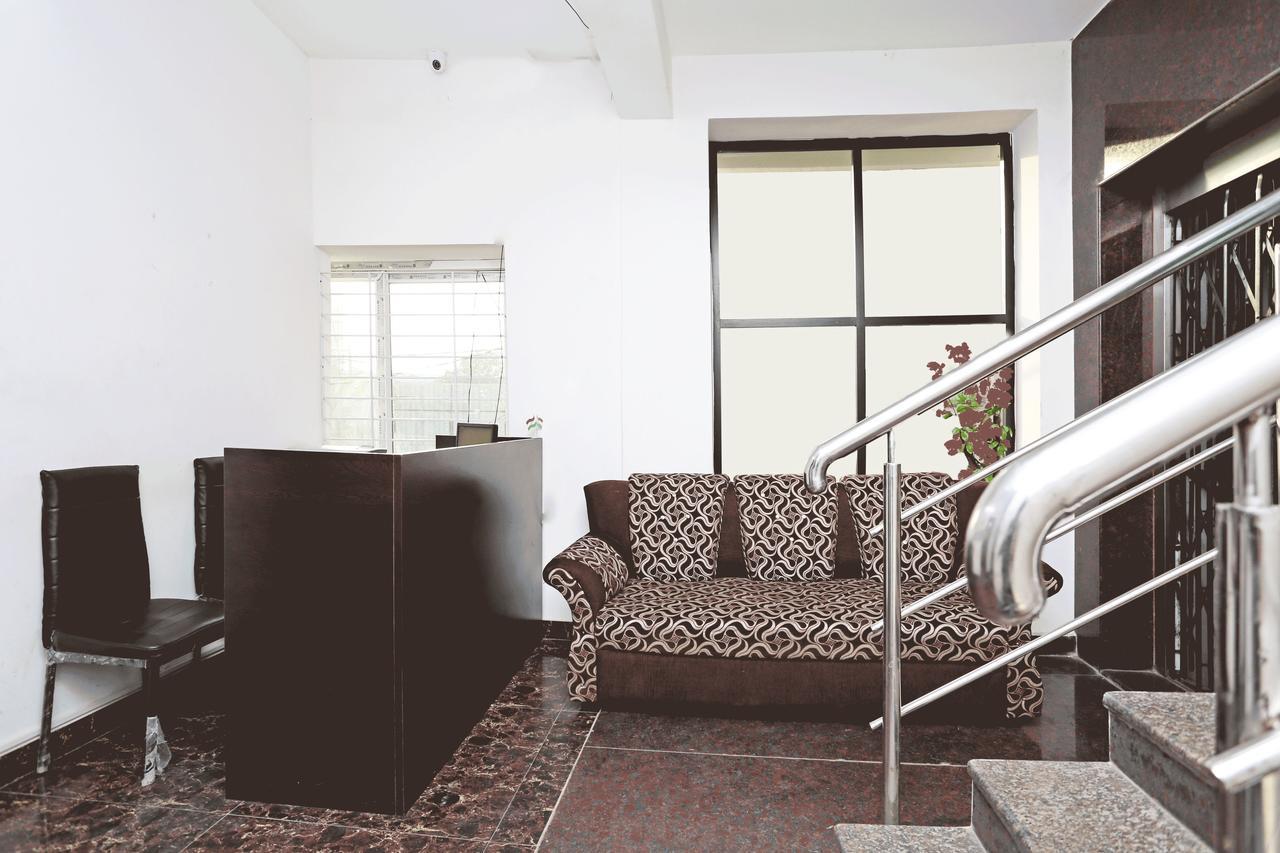 Qube Inn Hyderabad Exterior photo