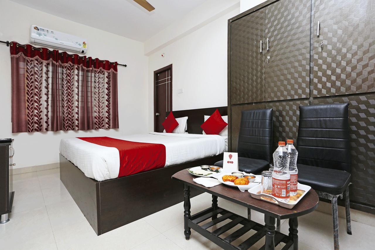 Qube Inn Hyderabad Exterior photo